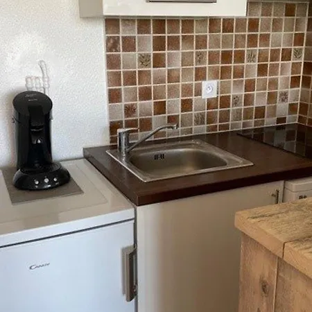 Apartment + Avec Parking Et Terrasse - Acces - Fr-1-731-64 Le Grau-du-Roi